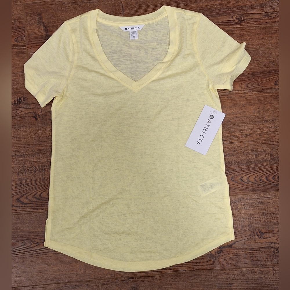 Athleta Yellow Fitted V-Neck Short Sleeve Tee               ☆Size X-SMALL☆
